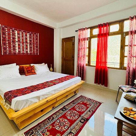 Pine View Retreat Homestay Kalpa Extérieur photo